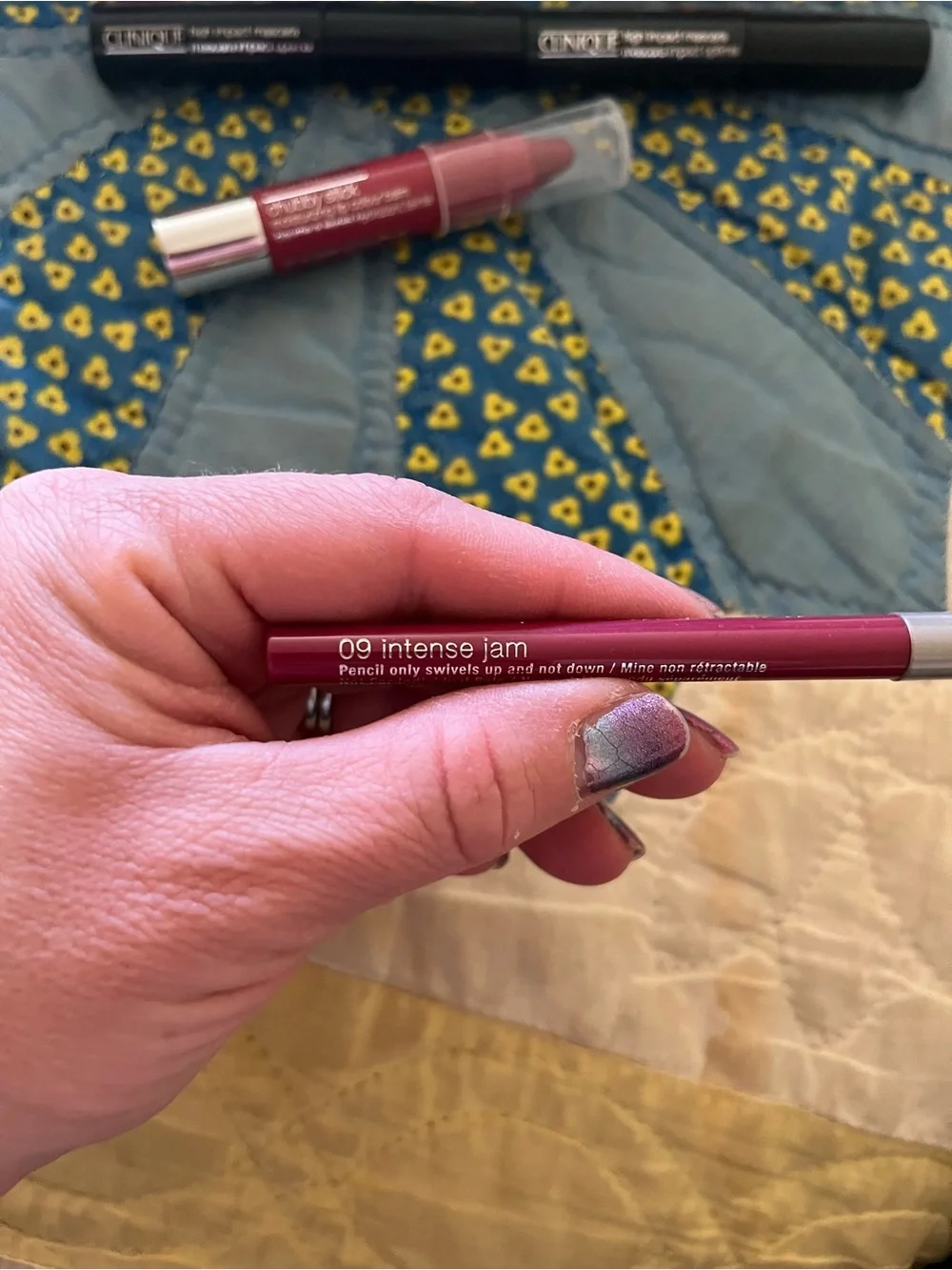 Clinique makeup set plus case - Picture 3 of 3